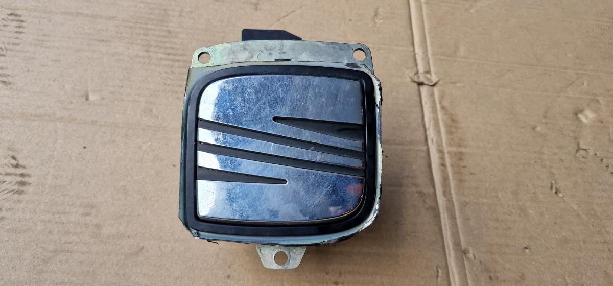 Maner portbagaj hayon SEAT CORDOBA III 6L2 2002 - 2009 1.4 16V BBY, BKY 6L6827573B