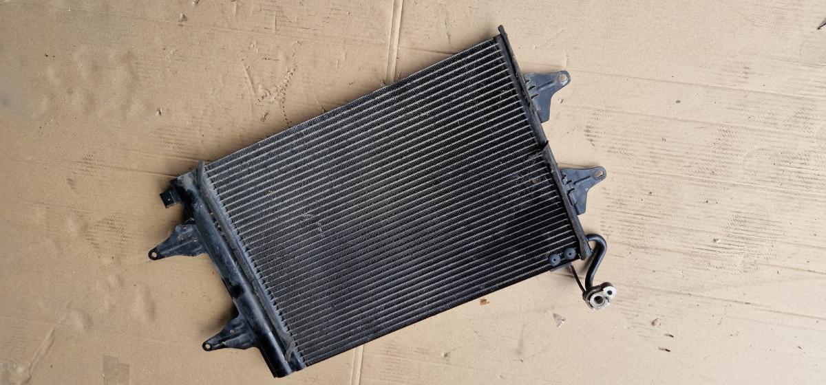 Radiator racire AC (condensator) SEAT CORDOBA III 6L2 2002 - 2009 1.4 16V BBY, BKY 6Q0820411E