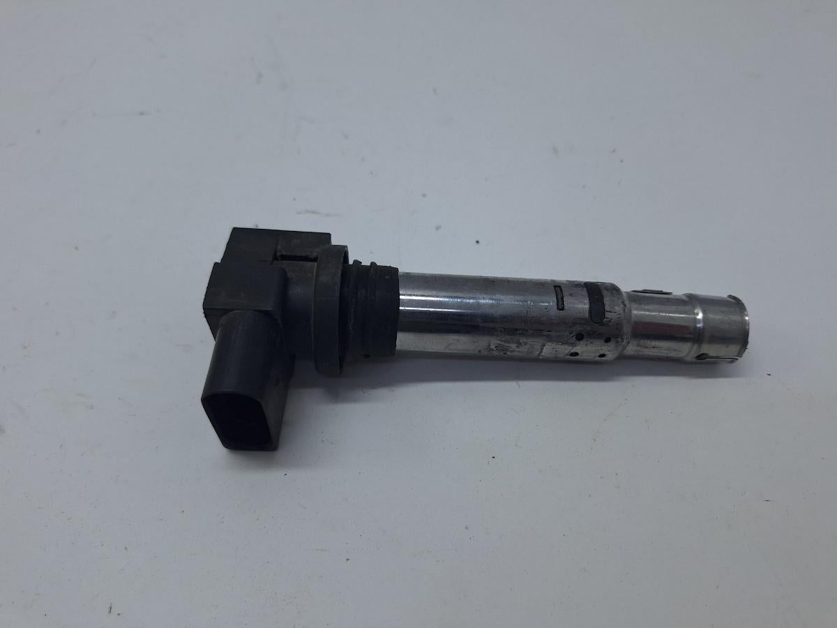 Bobina de aprindere de inalta tensiune SEAT CORDOBA III 6L2 2002 - 2009 1.4 16V BBY, BKY BOSCH 0986221023