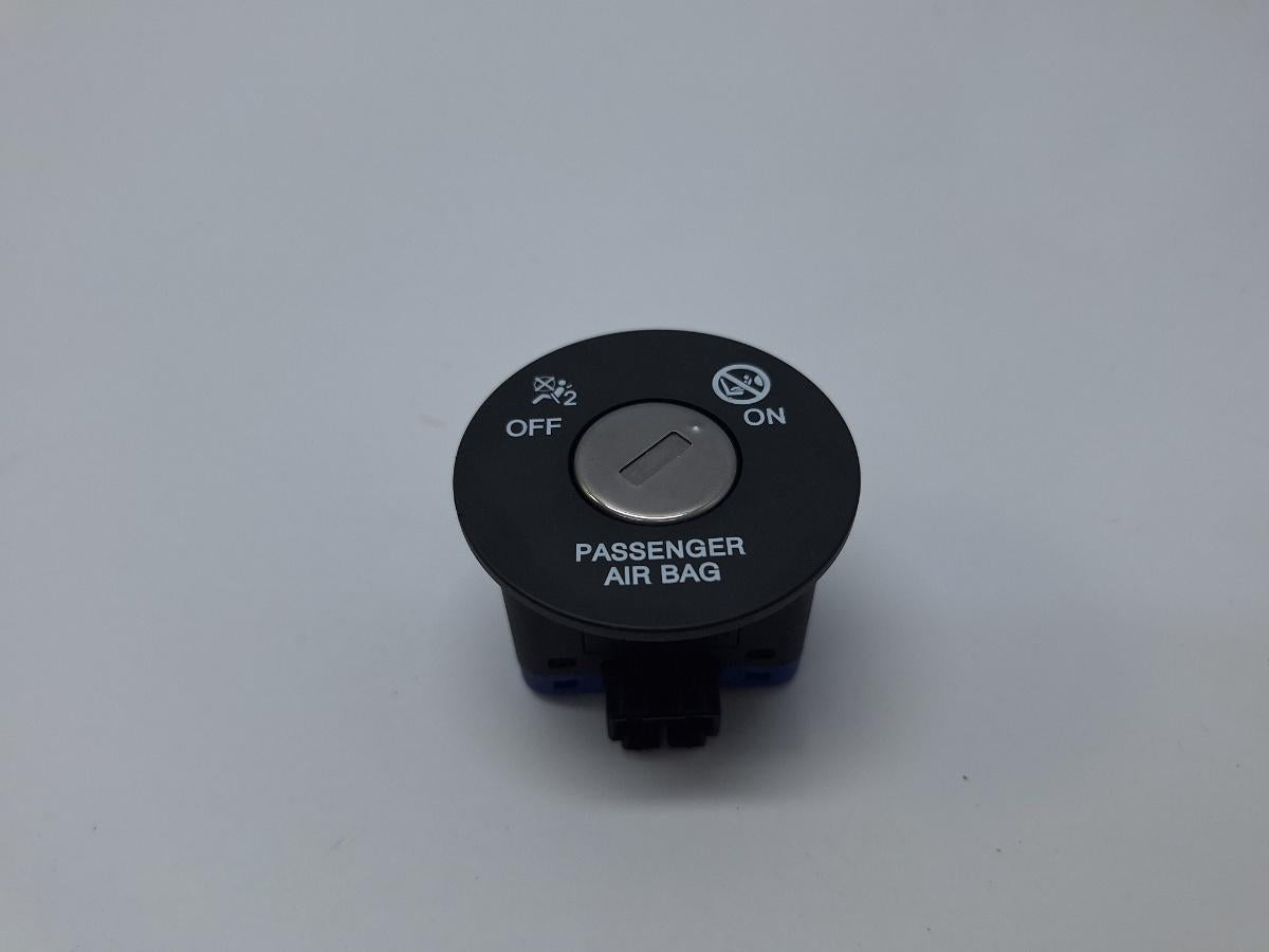 Comutator airbag pasager HYUNDAI i20 [ 2020 -> ] 1.2 MPi G4LF 95940M6000