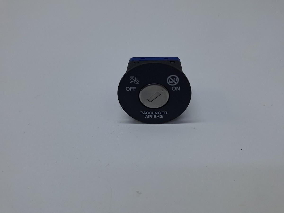 Comutator airbag pasager HYUNDAI i20 [ 2020 -> ] 1.2 MPi G4LF 95940M6000