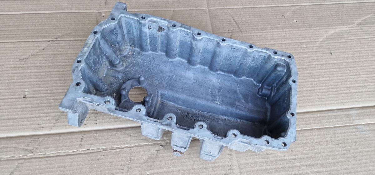Baie de ulei AUDI A3 II Sportback 8PA 2004 - 2015 2.0 TDI 16V BKD, CBAB, CFFB, CLJA 03G103603AD