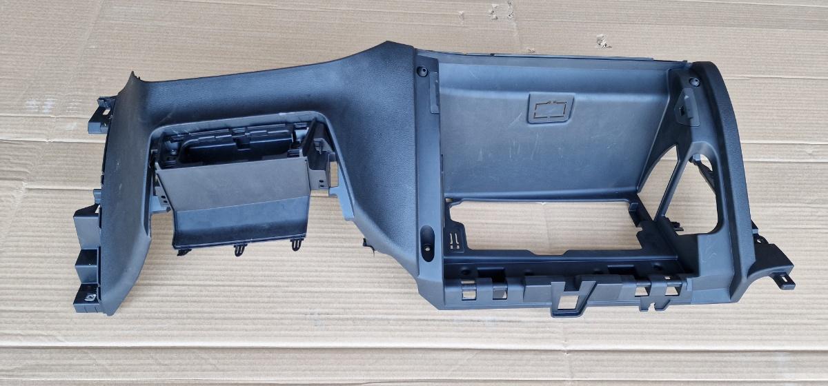 Panou ornamental central panou de bord HYUNDAI i20 [ 2020 -> ] 1.2 MPi G4LF 84760Q0000