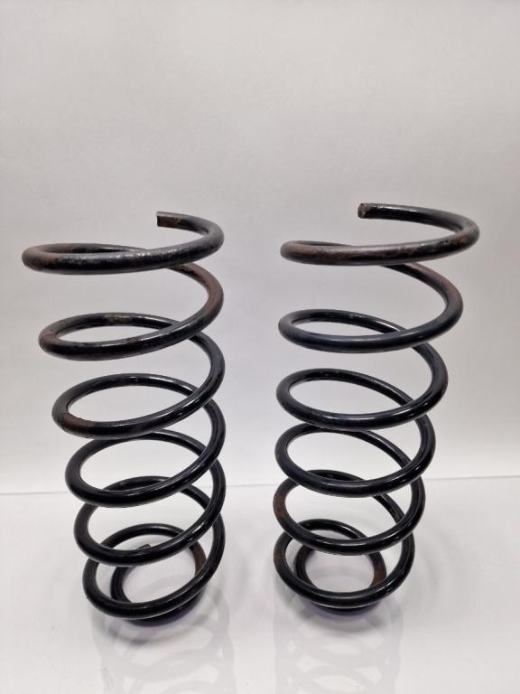 Set arcuri si amortizoare fata VOLKSWAGEN GOLF IV Variant 1J5 1999 - 2006 1.9 TDI ATD, AXR 1J0411105AR