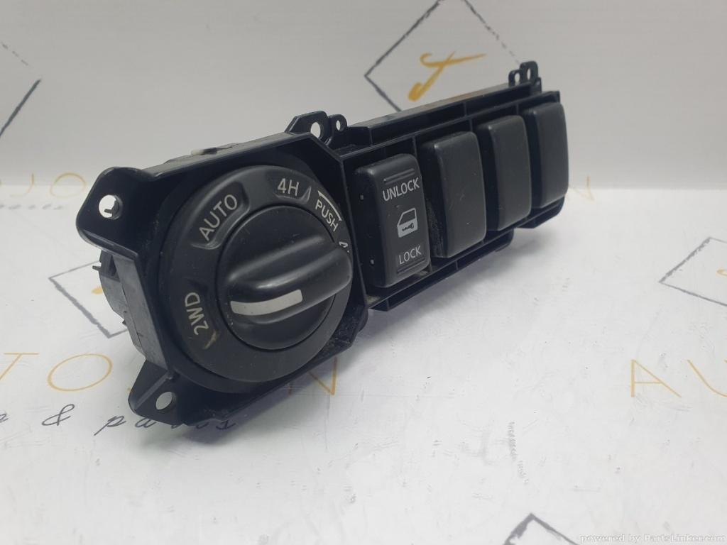 Buton reglaj tractiune NISSAN PATHFINDER II R50 1995 - 2005 061B54 VP5NFX