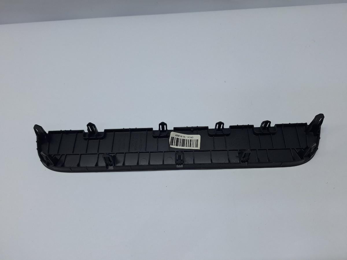 Panou ornamental central panou de bord HYUNDAI i20 [ 2020 -> ] 1.2 MPi G4LF XQ084740000
