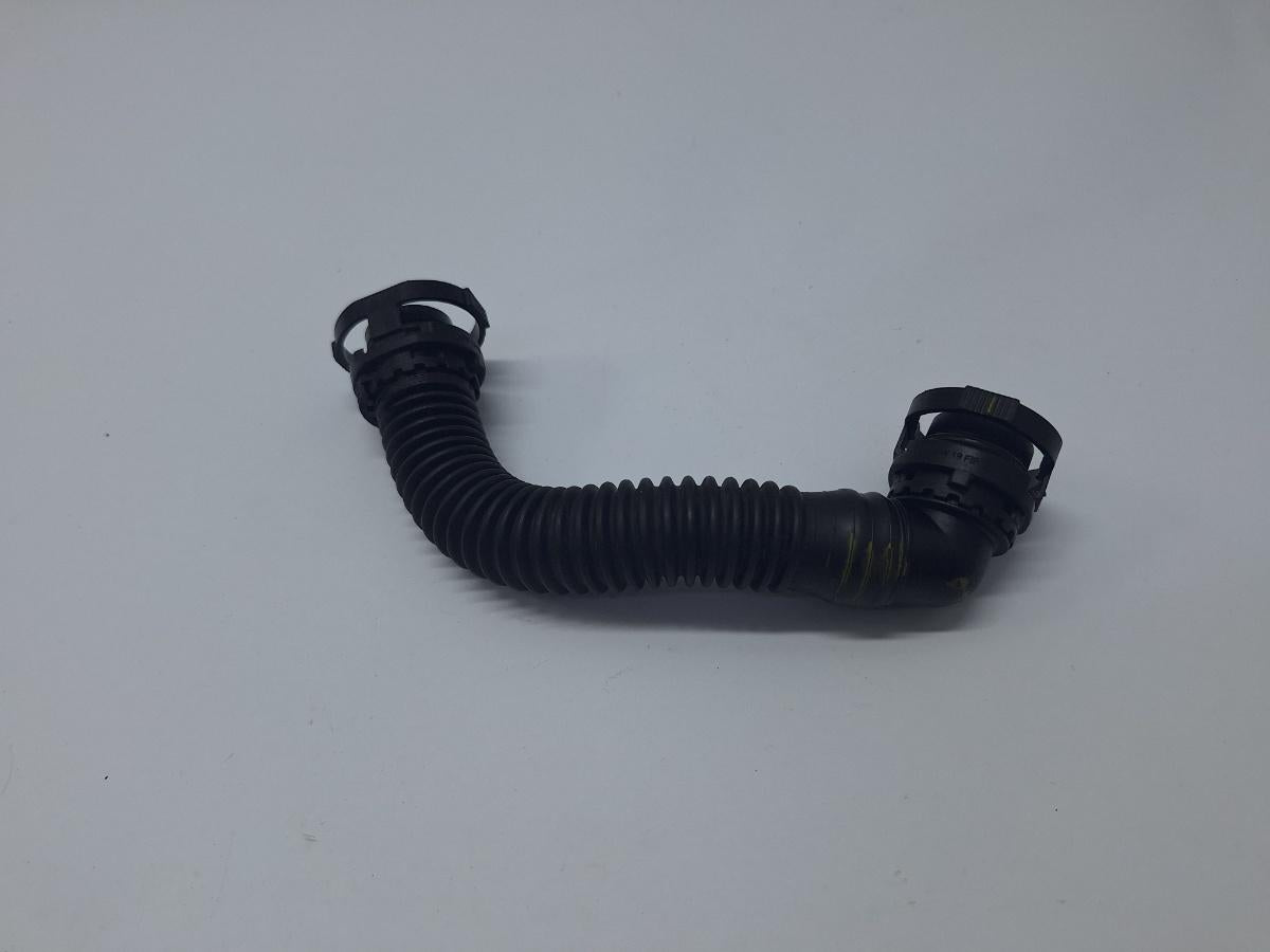 Furtun/conducta de aerisire VOLKSWAGEN GOLF VII 5G1 2012 -> 2.0 TDi BlueMotion 04L103493