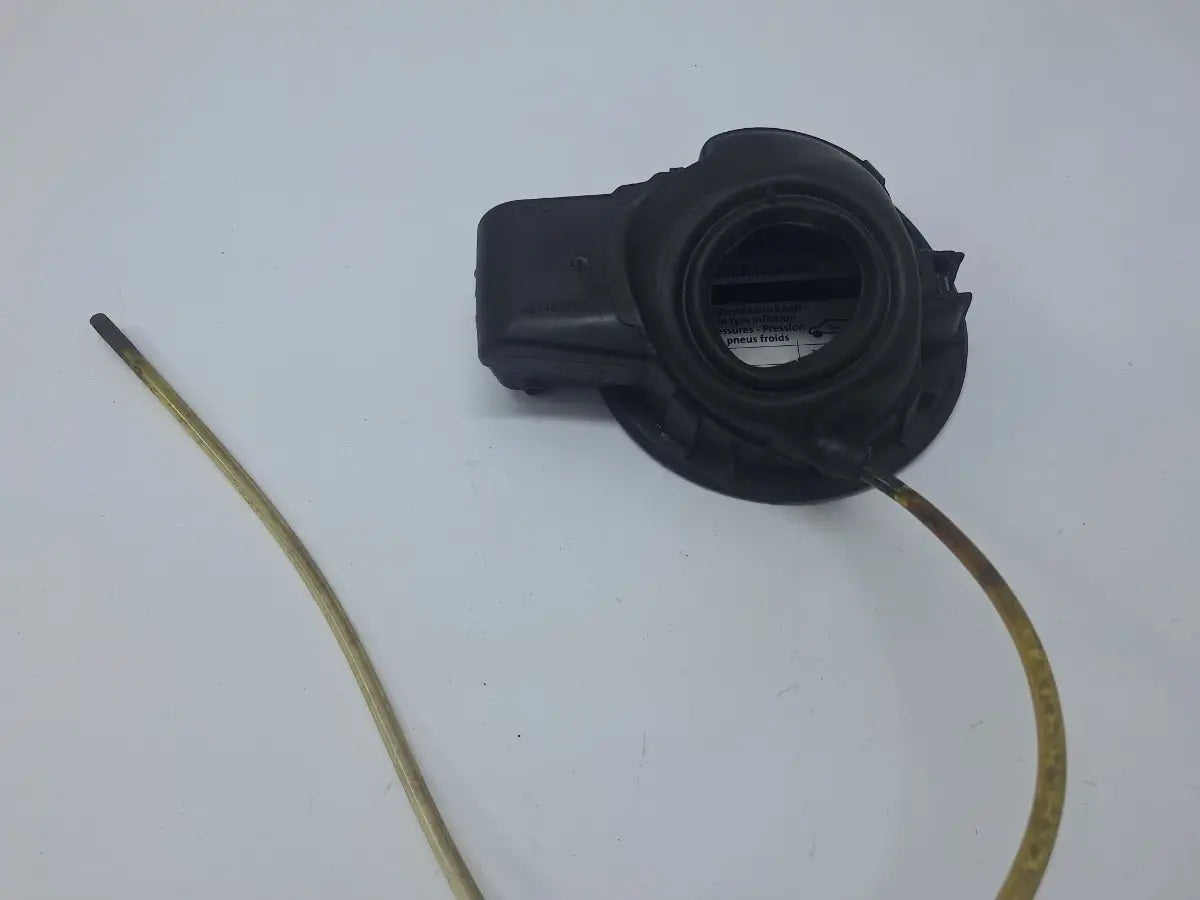 Ornament usita rezervor combustibil VOLKSWAGEN PASSAT Variant 3C5 2005 - 2011 VAG 3C9809857