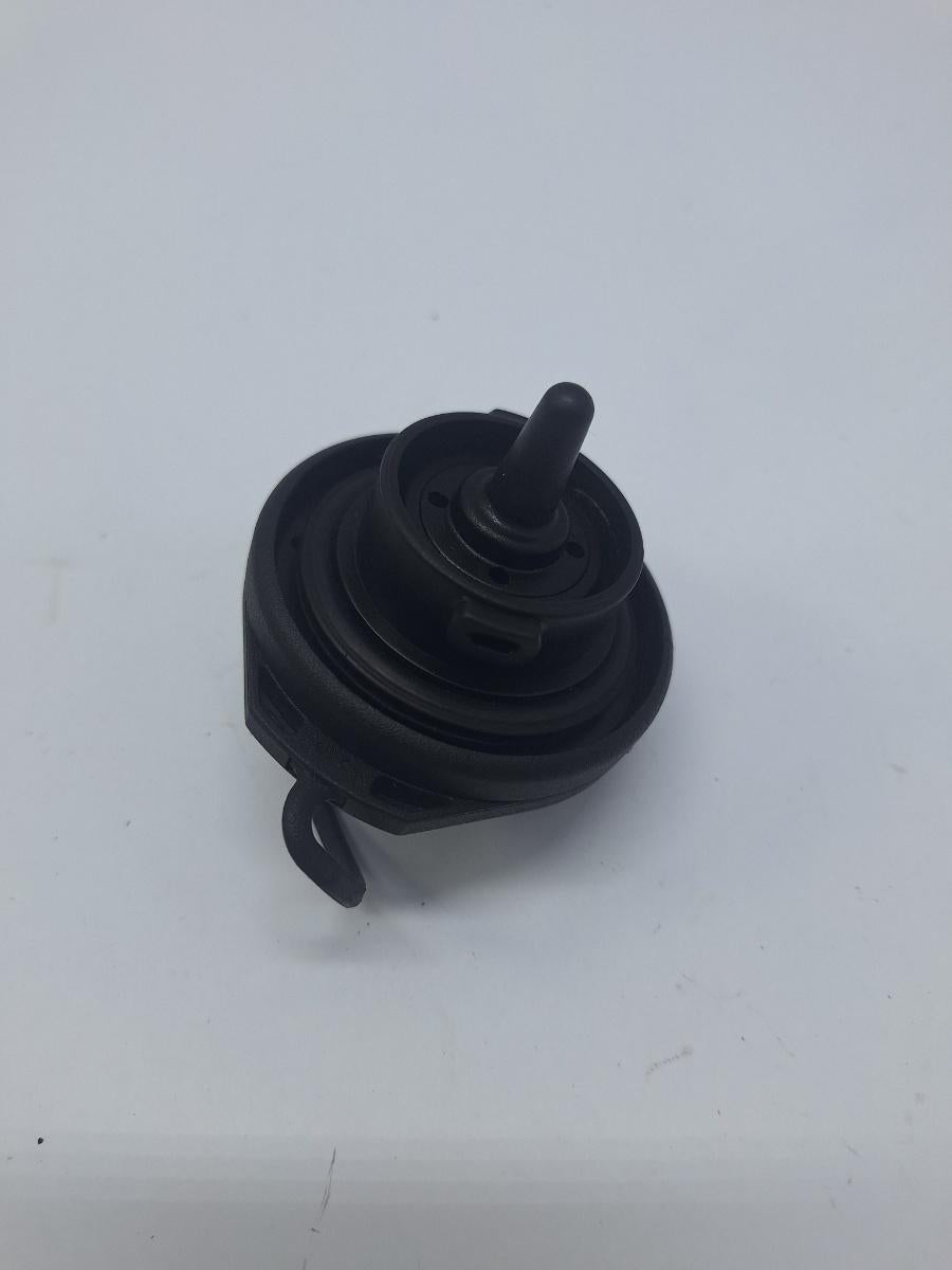 Capac rezervor combustibil VOLKSWAGEN PASSAT Variant 3C5 2005 - 2011 1.9 TDI BKC, BLS, BXE 3C0201553F