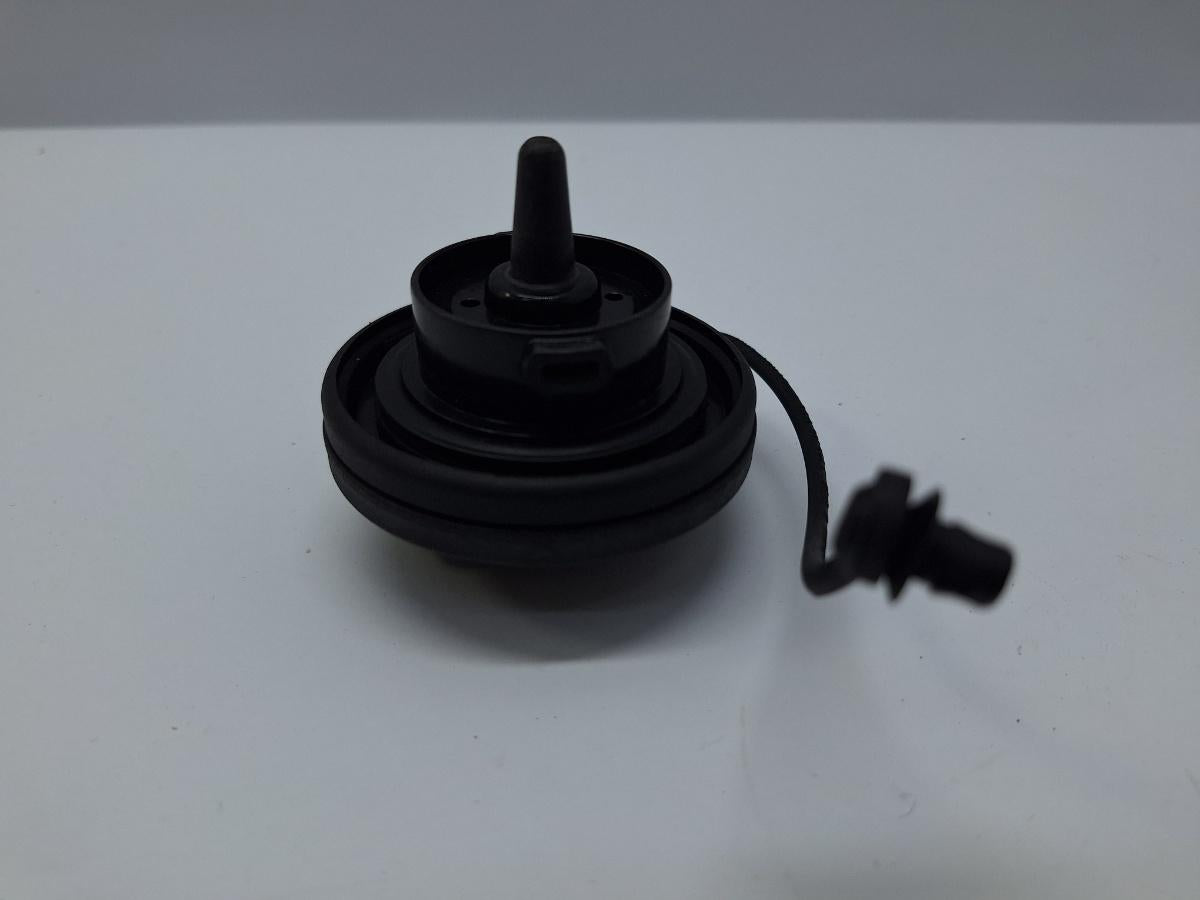 Capac rezervor combustibil VOLKSWAGEN PASSAT Variant 3G5 2014 -> 2.0 TDI CRLB, DBGA, DFGA 5N0201553D