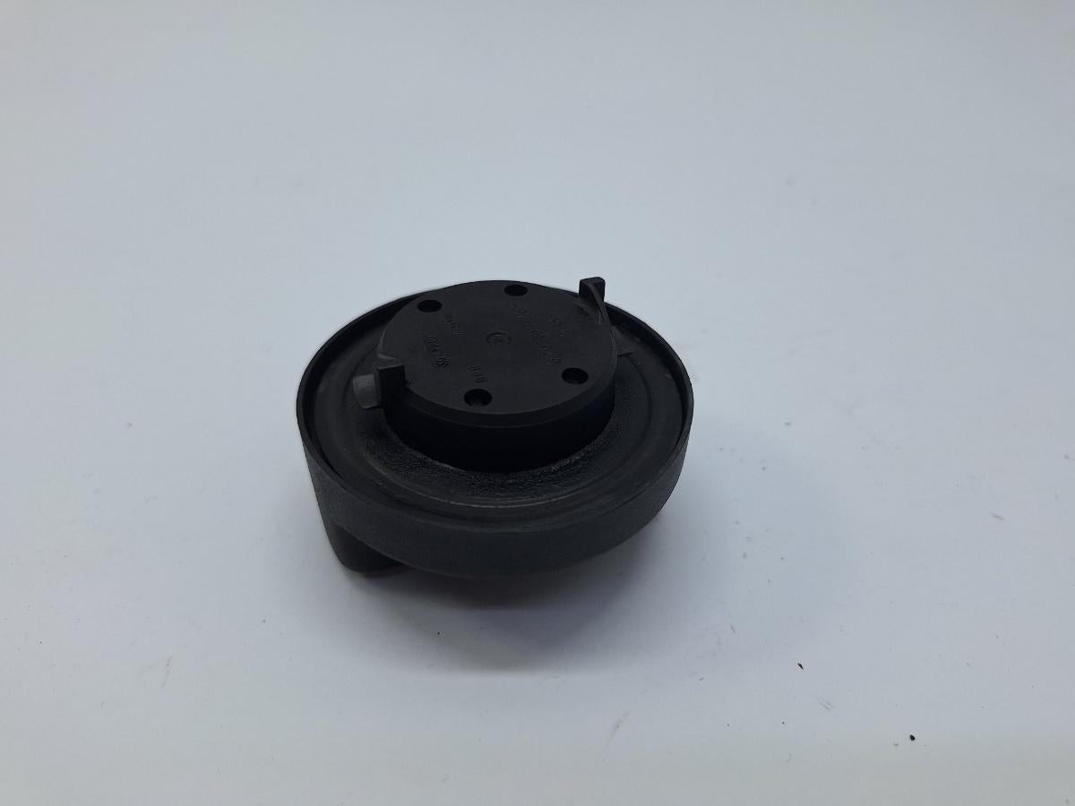 Buson umplere ulei VOLKSWAGEN VENTO 1H2 1991 - 1998 1.8 AAM VAG 026103485