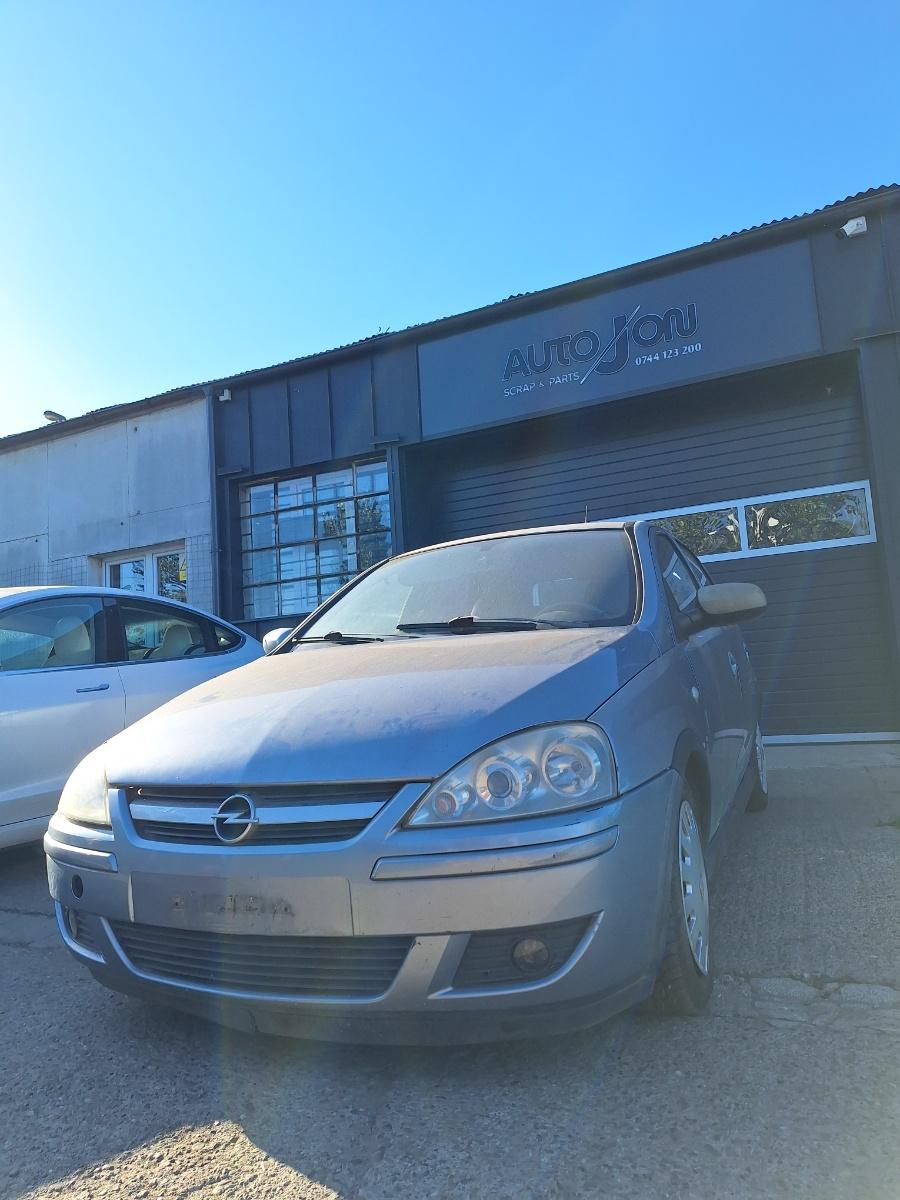Dezmembrez OPEL CORSA C F08, F68, X01 2004 1.3 CDTI Z 13 DT 51KW|70HP