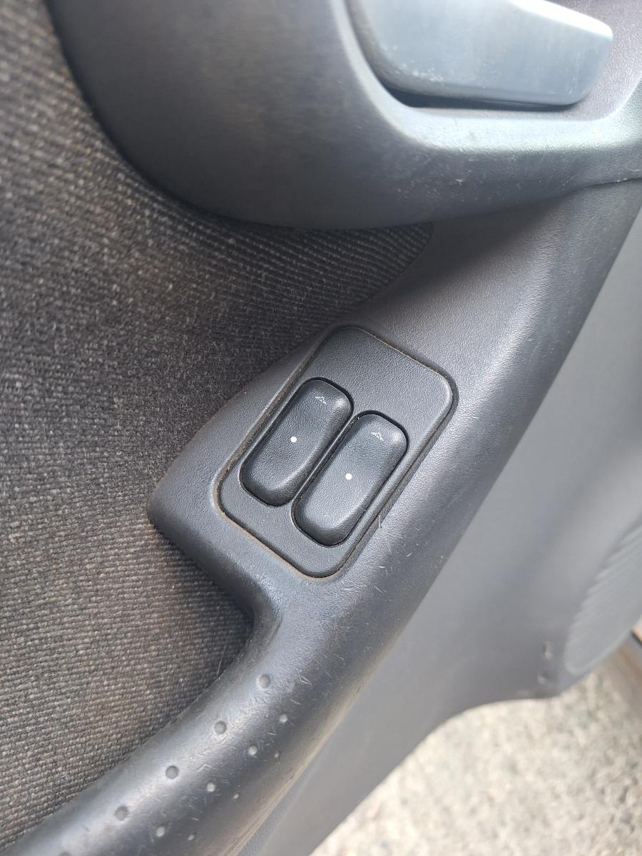 Butoane geamuri electrice OPEL CORSA C F08, F68, X01 2000 - 2009 1.3 CDTI Z 13 DT
