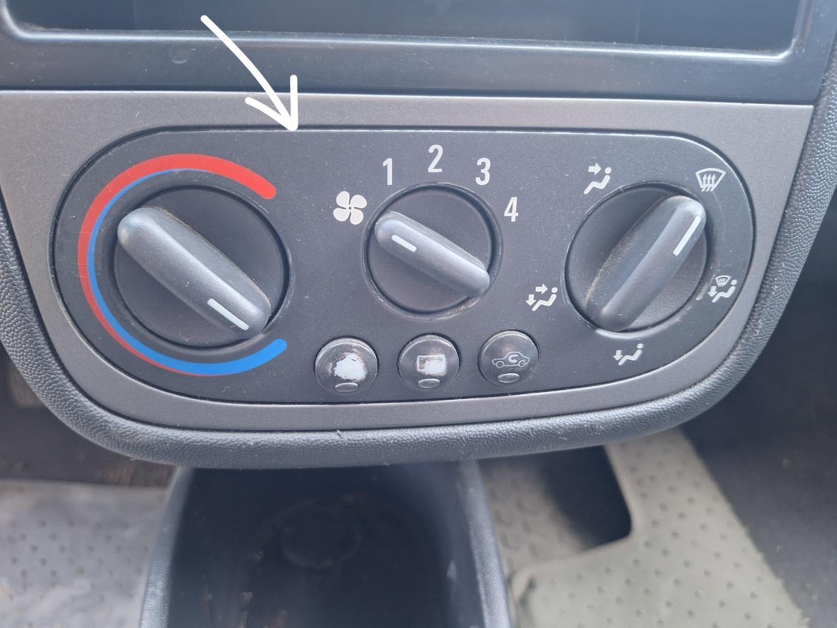 Panou Clima OPEL CORSA C F08, F68, X01 2000 - 2009 1.3 CDTI Z 13 DT