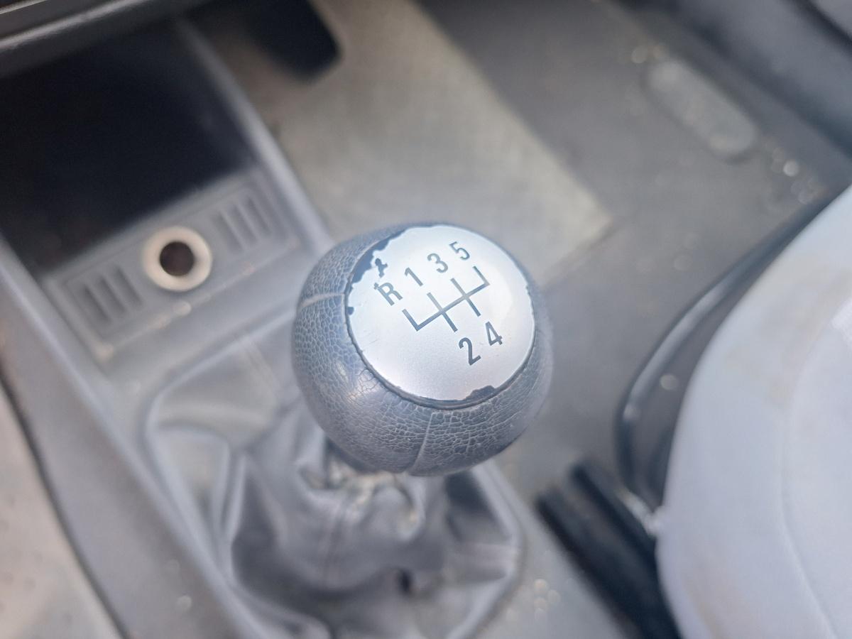 Nuca/manson schimbator de viteze OPEL CORSA C F08, F68, X01 2000 - 2009 1.3 CDTI Z 13 DT