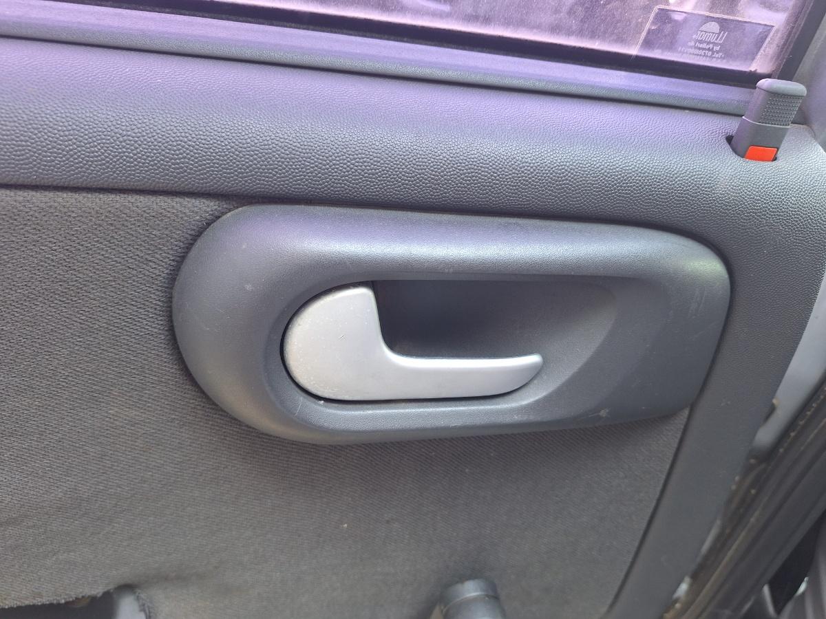 Maner interior portiera stanga spate OPEL CORSA C F08, F68, X01 2000 - 2009 1.3 CDTI Z 13 DT