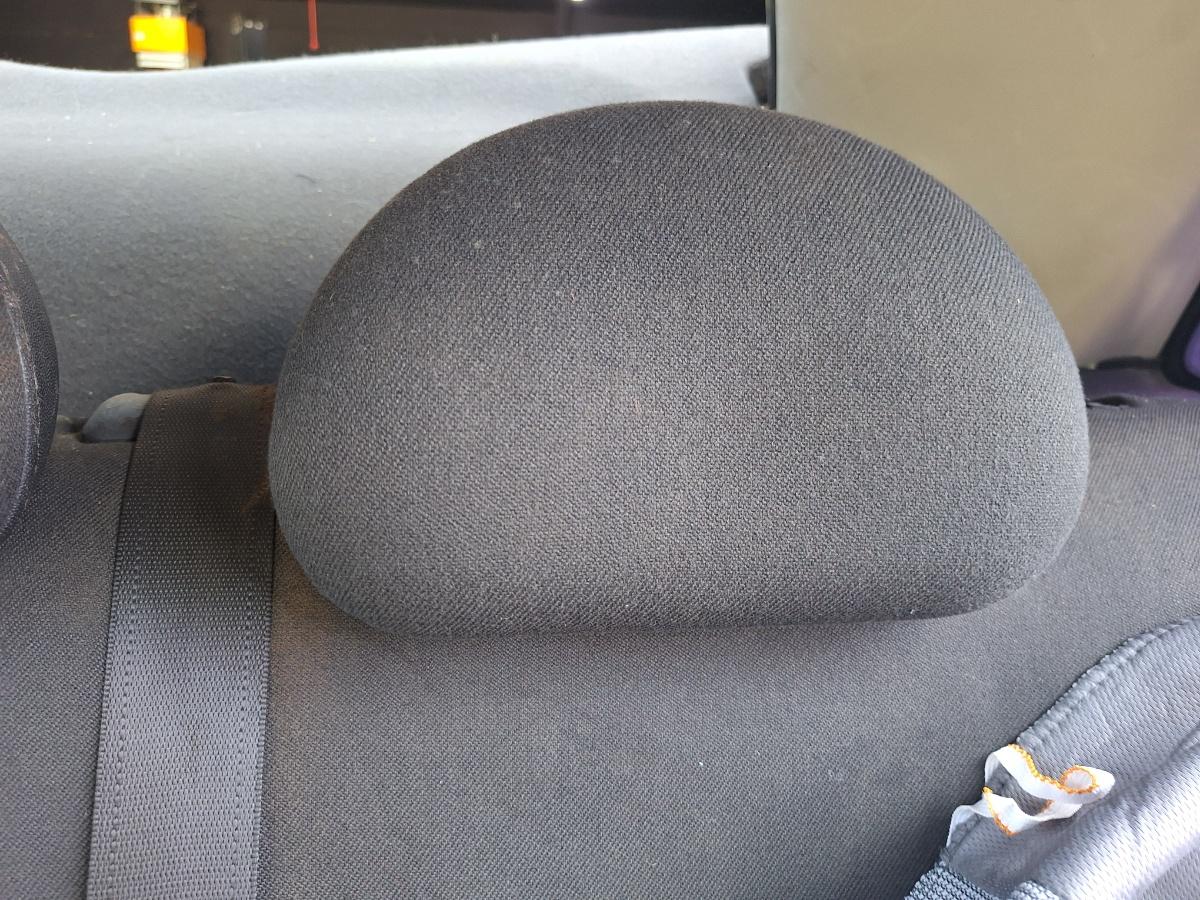 Tetiera bancheta stanga spate OPEL CORSA C F08, F68, X01 2000 - 2009 1.3 CDTI Z 13 DT