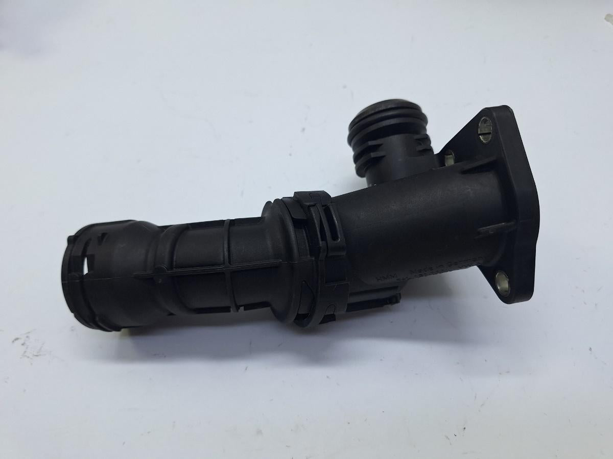Carcasa termostat AUDI Q3 8U, 8UB, 8UG 2011 - 2018, VOLKSWAGEN PASSAT Variant 3G5 2014 -> 2.0 TDI CRLB, DBGA, DFGA 04L121111
