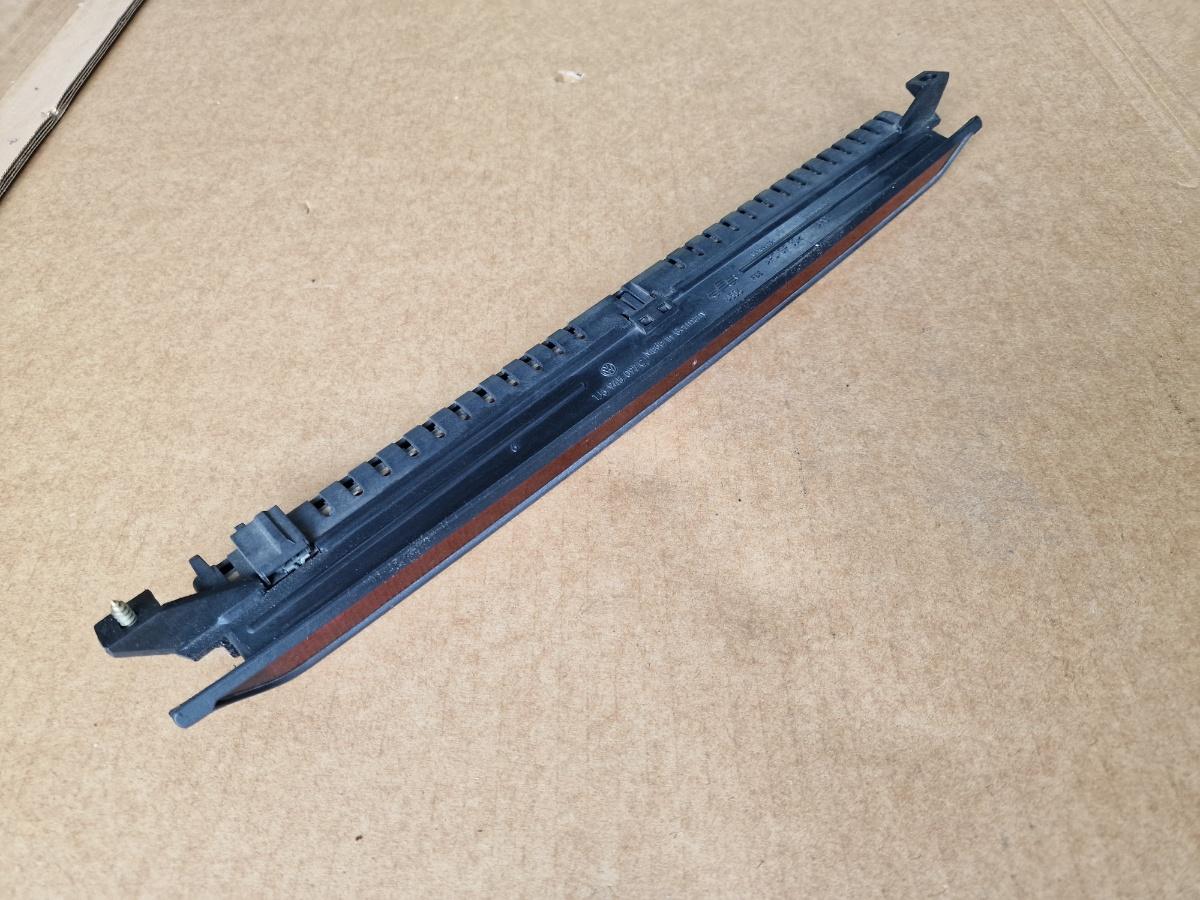 Stop frana central VOLKSWAGEN GOLF IV 1J1 1997 - 2007 1.6 AEH, AKL, APF, VOLKSWAGEN GOLF IV Variant 1J5 1999 - 2006 1.9 TDI ATD, AXR VAG 1J6945097C