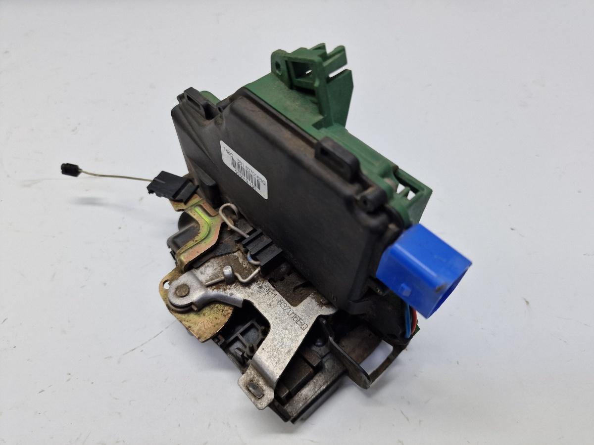 Broasca usa dreapta fata SEAT CORDOBA III 6L2 2002 - 2009 1.4 16V BBY, BKY 3B1837016BQ