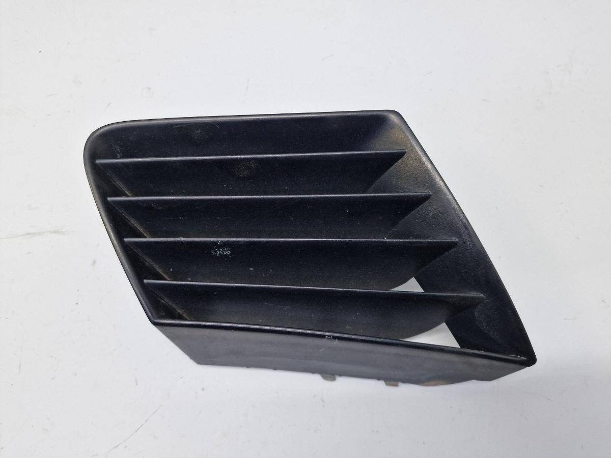 Grila superioara radiator bara de protectie fata dreapta SEAT CORDOBA III 6L2 2002 - 2009 1.4 16V BBY, BKY 6L0853676