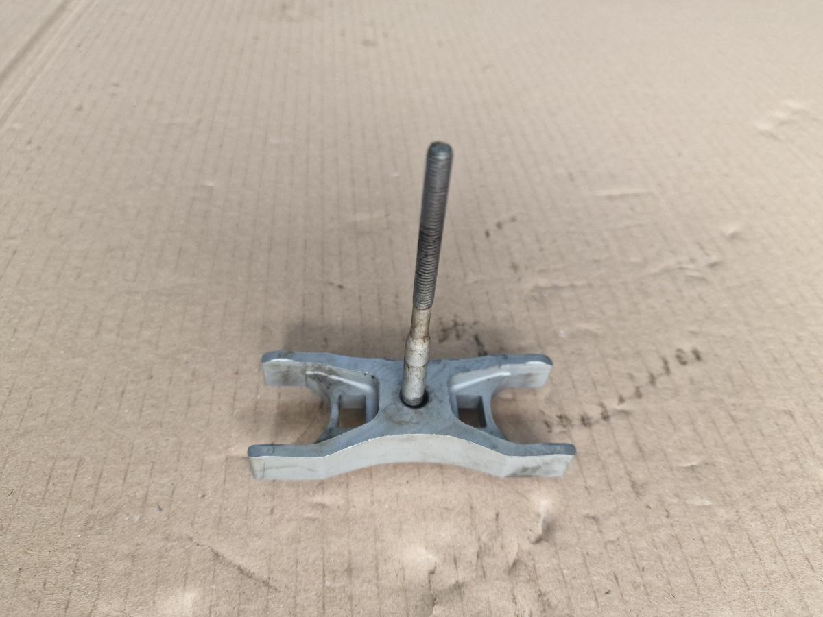Clema fixare injector combustibil VOLKSWAGEN JETTA VI 162/163 2010 - 2018 2.0 TDI CLCA, CUUA 04L216