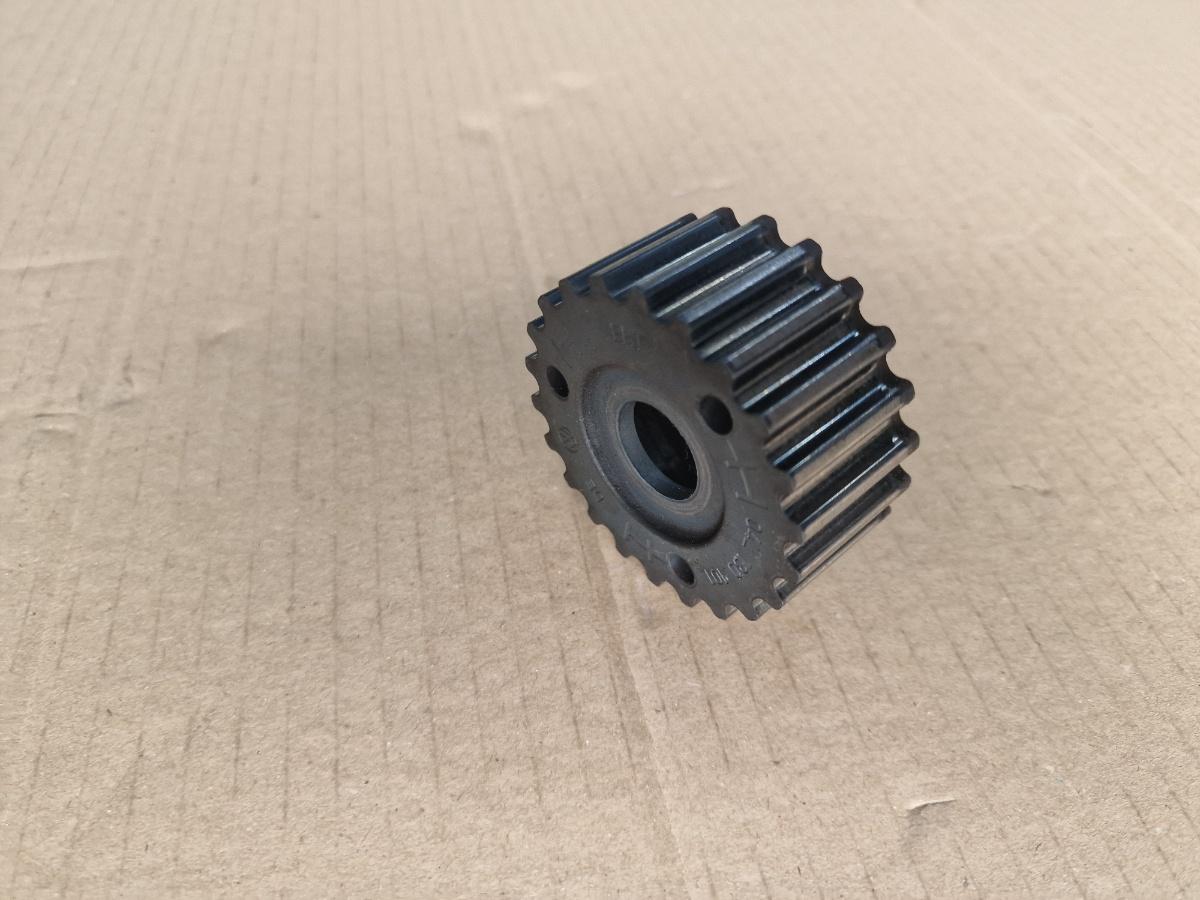 Fulie pompa combustibil (fulie) VOLKSWAGEN JETTA VI 162/163 2010 - 2018 2.0 TDI CLCA, CUUA 04L130101
