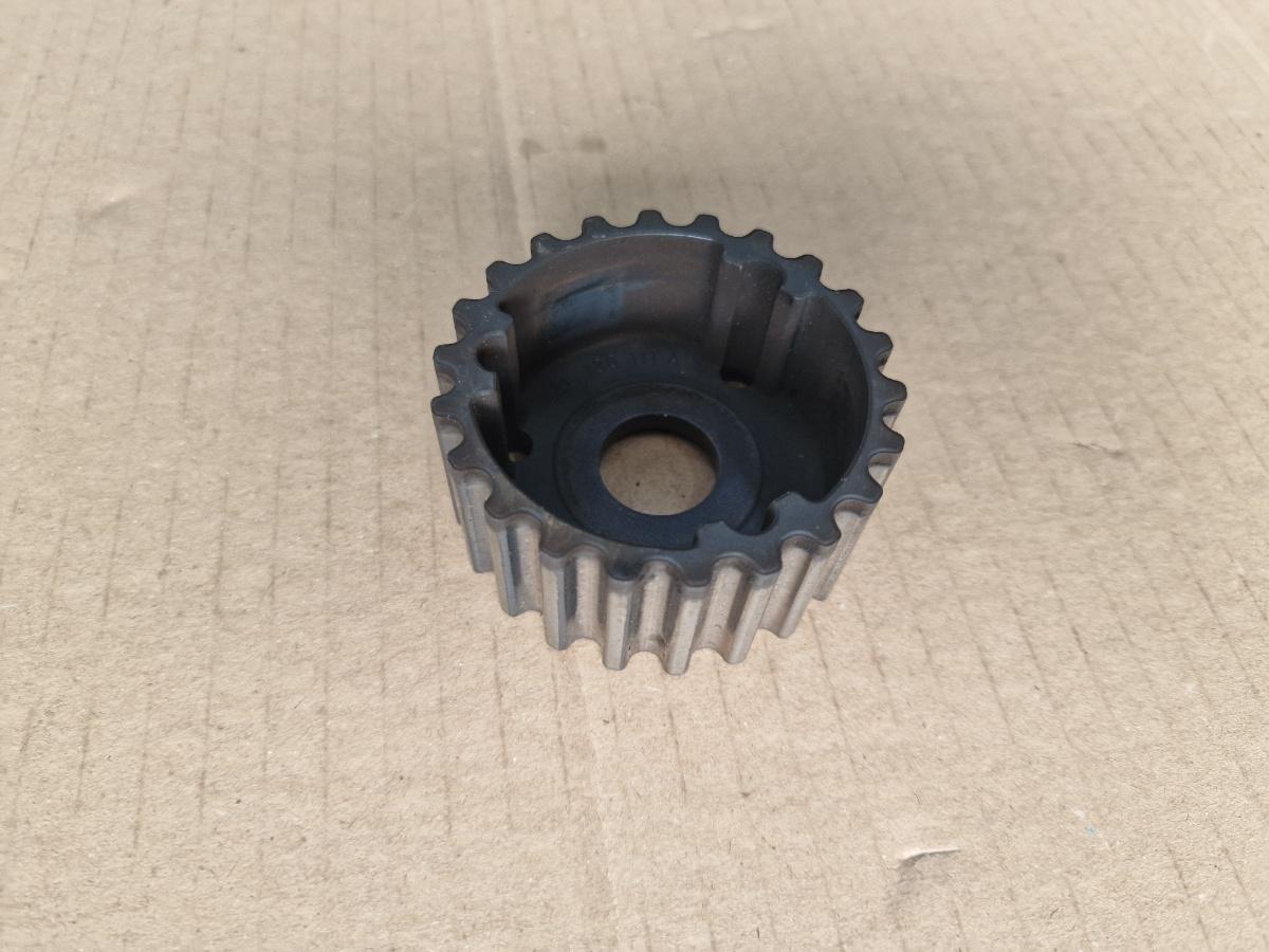 Fulie pompa combustibil (fulie) VOLKSWAGEN JETTA VI 162/163 2010 - 2018 2.0 TDI CLCA, CUUA 04L130101