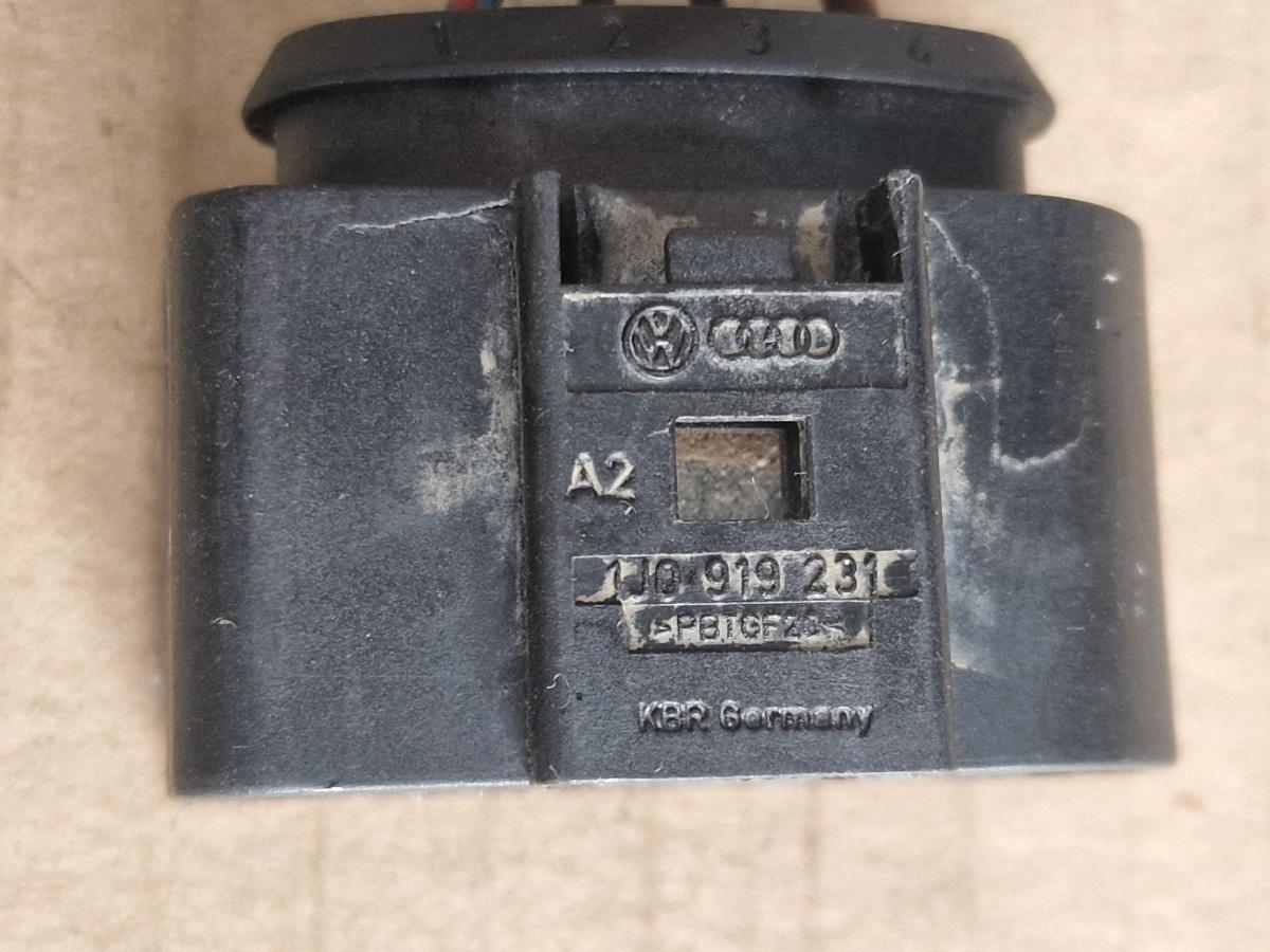 Mufa Conector pompa rezervor VOLKSWAGEN JETTA VI 162/163 2010 - 2018 2.0 TDI CLCA, CUUA 1J0919231