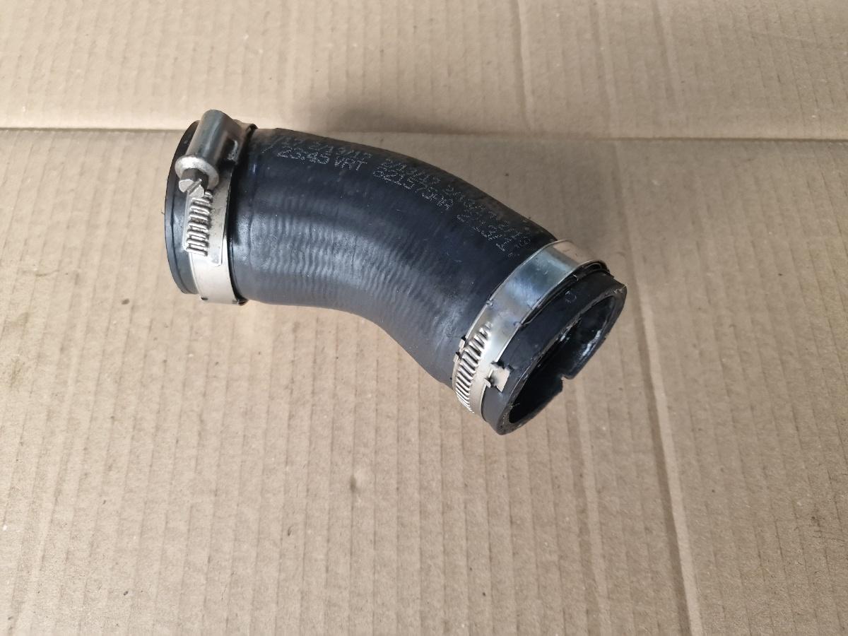 Furtun intercooler VOLKSWAGEN JETTA VI 162/163 2010 - 2018 2.0 TDI CLCA, CUUA 04L145828D