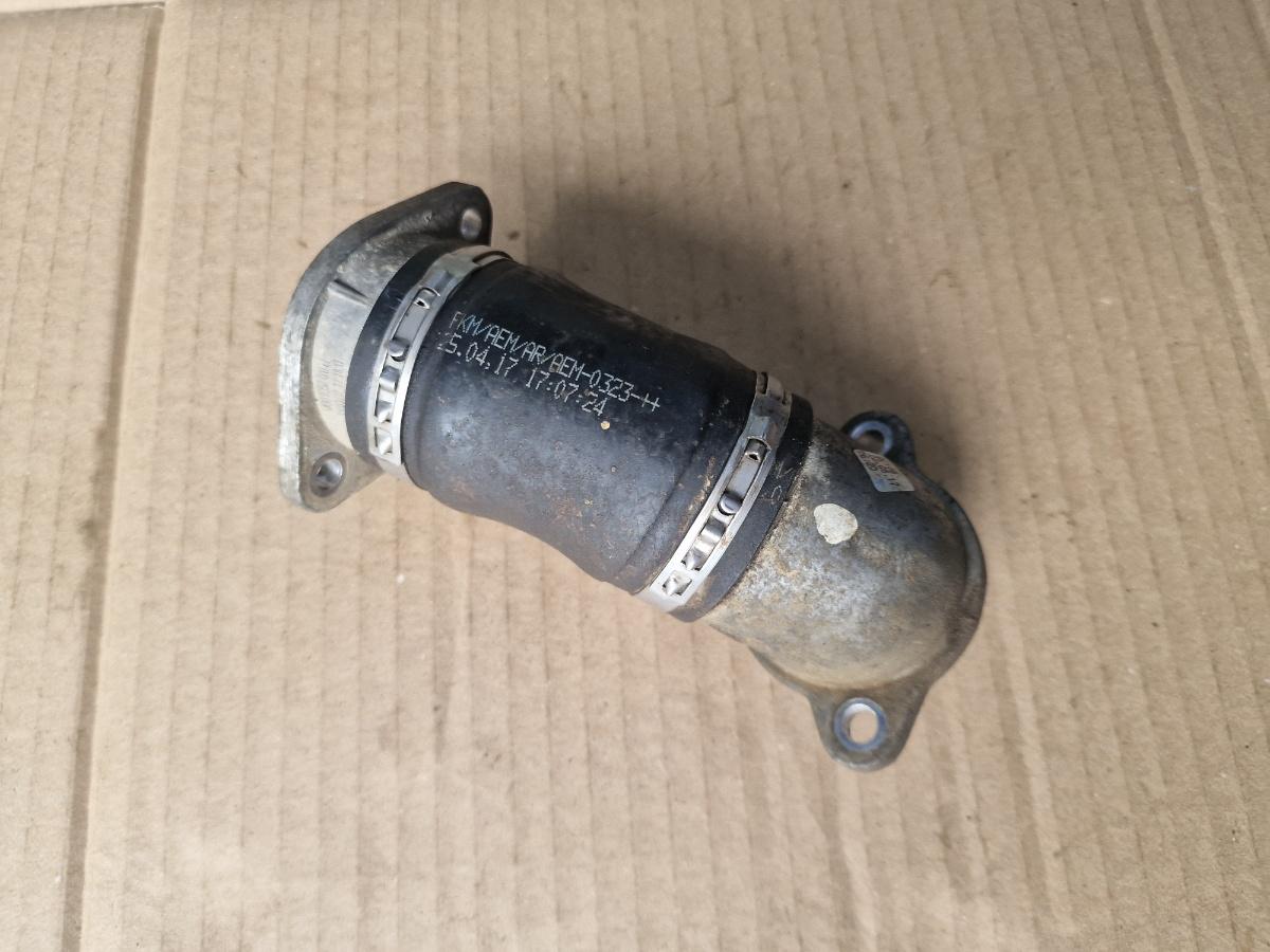 Furtun admisie aer EGR VOLKSWAGEN JETTA VI 162/163 2010 - 2018 2.0 TDI CLCA, CUUA 04L131521G