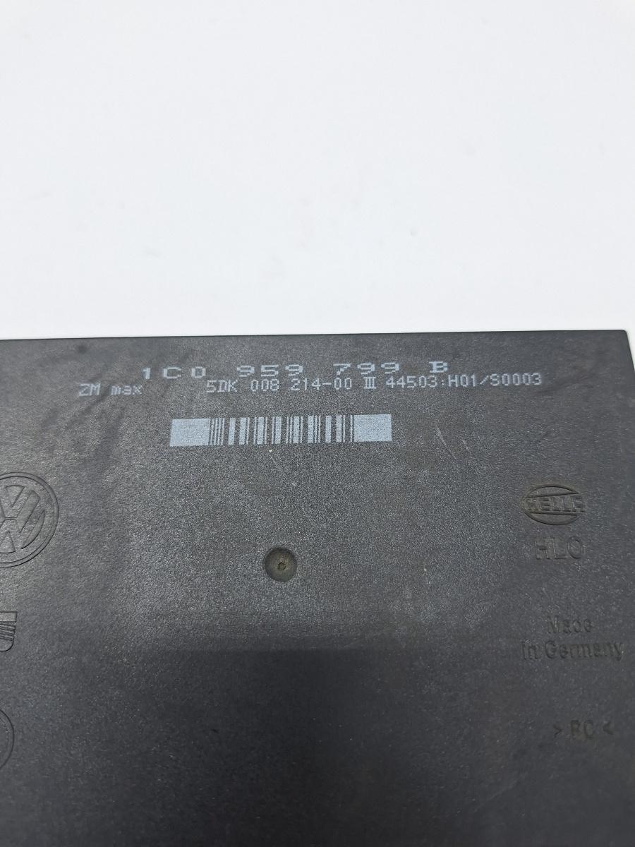 Modul de confort VOLKSWAGEN GOLF IV 1J1 1997 - 2007, VOLKSWAGEN GOLF IV Variant 1J5 1999 - 2006 1.9 TDI ATD, AXR VAG 1C0959799B