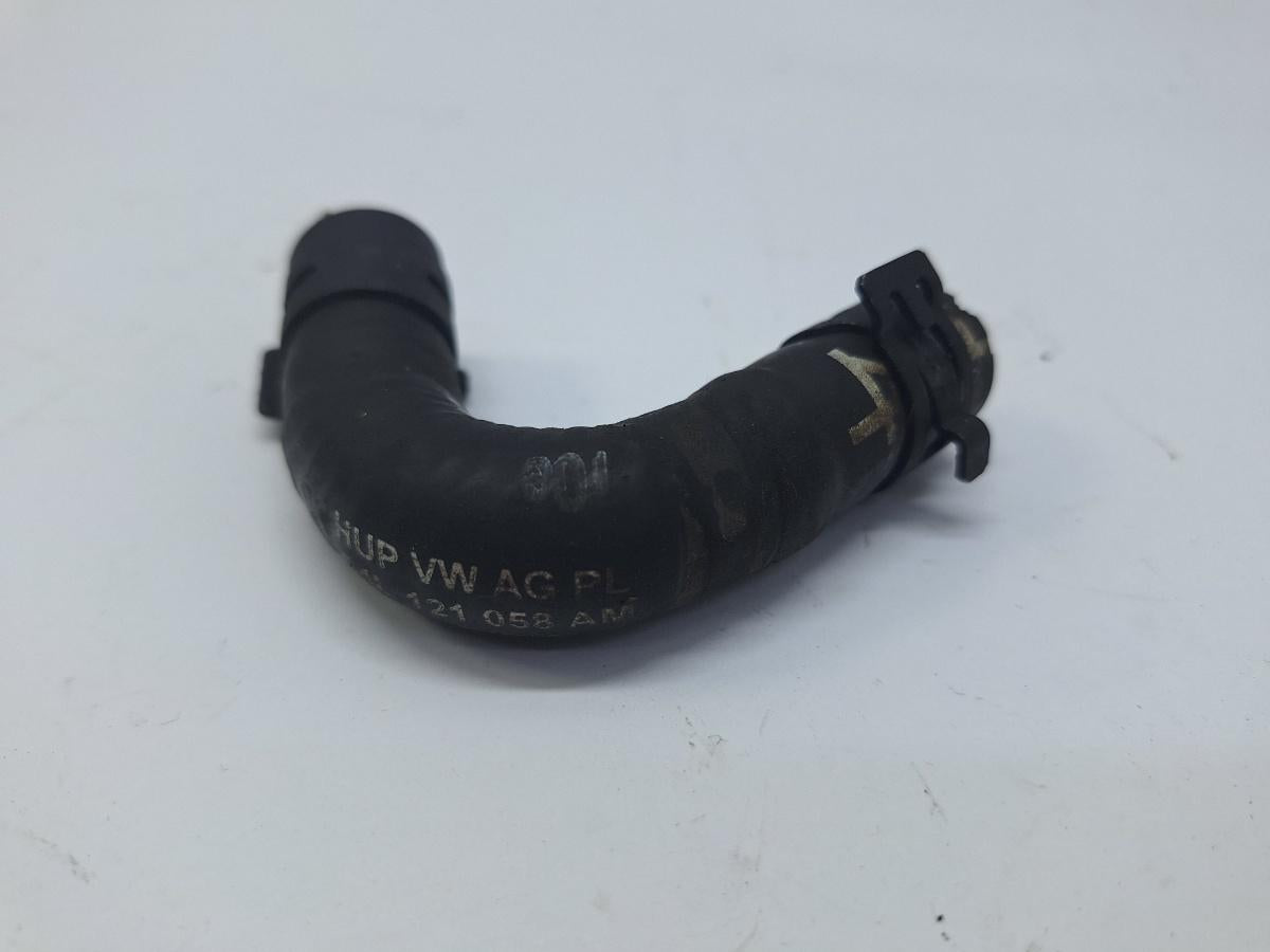 Furtun apa VOLKSWAGEN JETTA VI 162/163 2010 - 2018 2.0 TDI CLCA, CUUA 04L121058AM