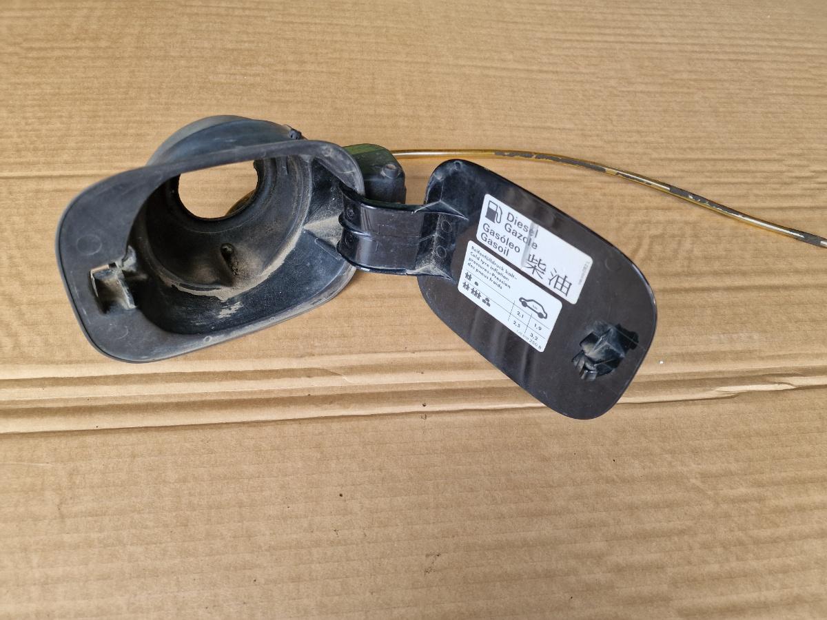 Ornament usita rezervor combustibil VOLKSWAGEN GOLF IV Variant 1J5 1999 - 2006 1.9 TDI LC9Z 1J0809857E