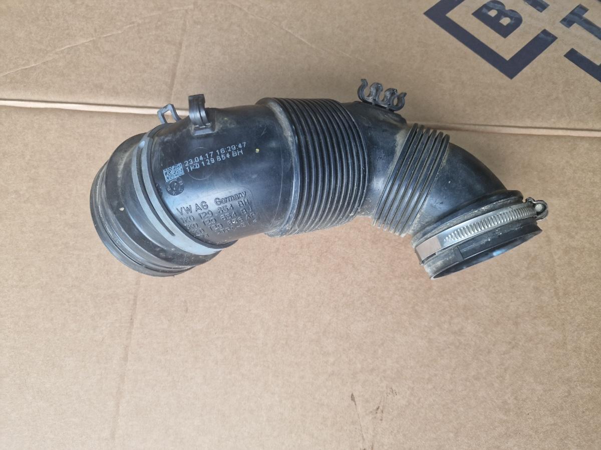 Furtun admisie aer VOLKSWAGEN JETTA VI 162/163 2010 - 2018 2.0 TDI CLCA, CUUA 1K0129654BH