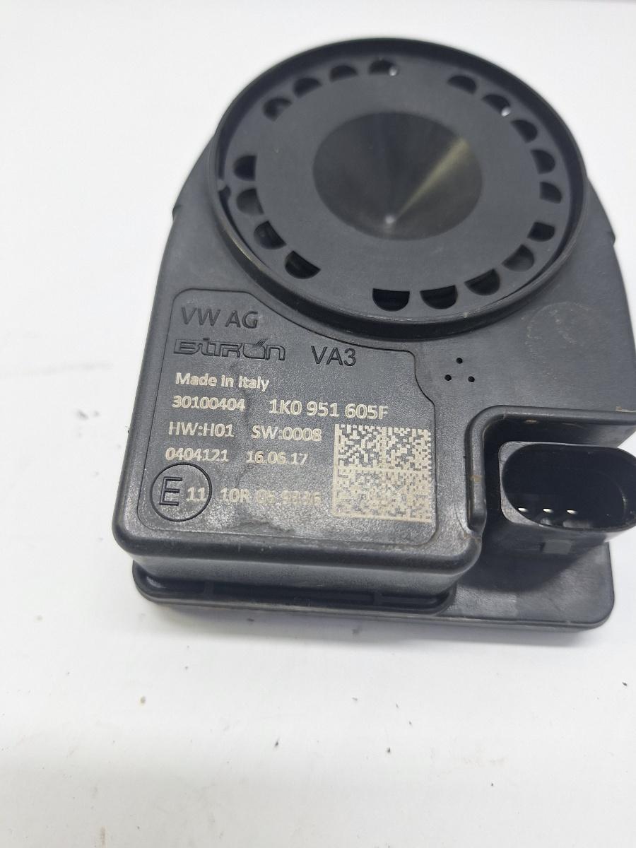 Sirena sistem de alarma VOLKSWAGEN JETTA VI 162/163 2010 - 2018 2.0 TDI CLCA, CUUA 1K0951605F