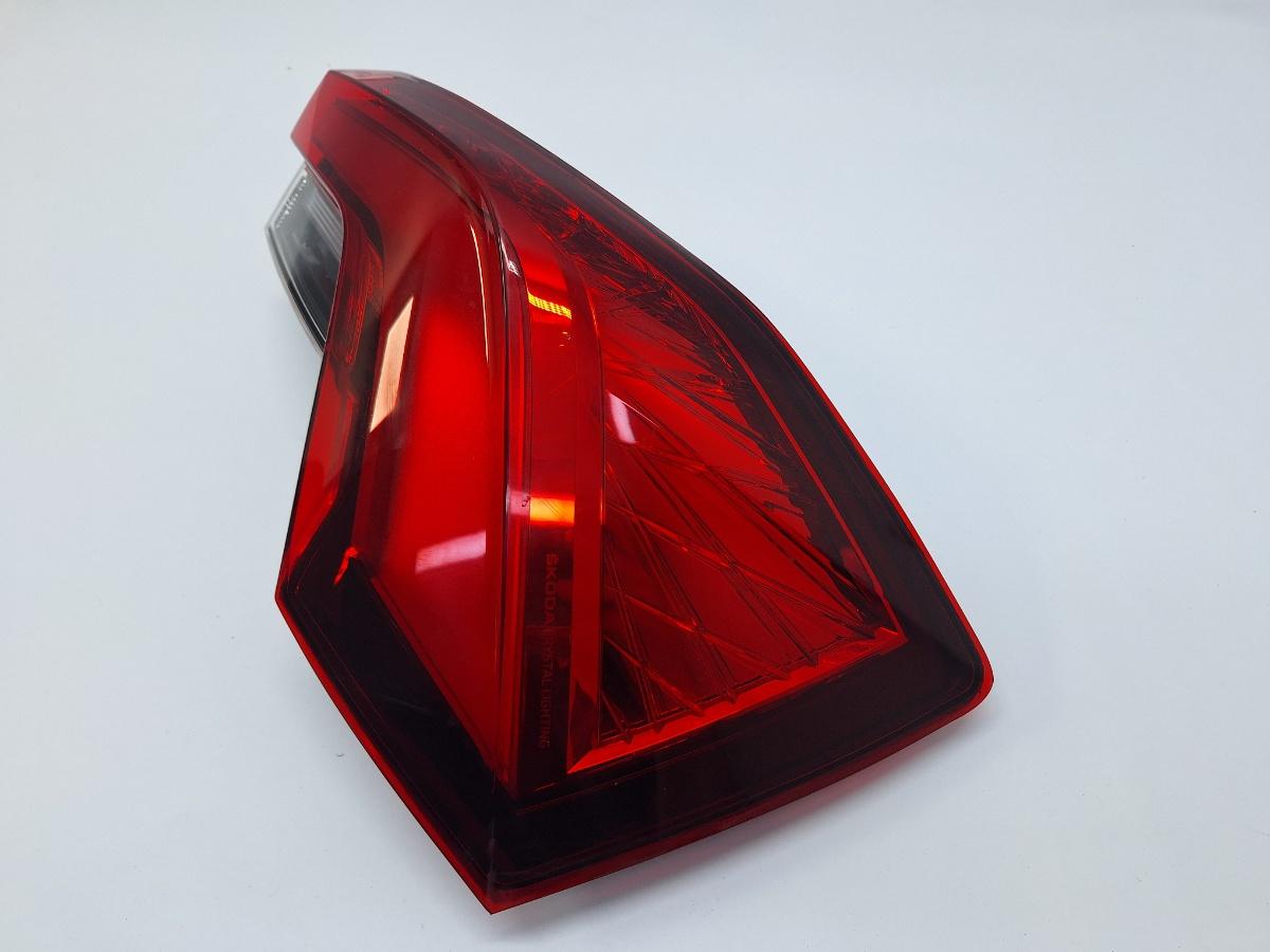Lampa spate / Stop dreapta SKODA KAMIQ [ 2018 -> ] 1.5 TSI ACT EVO DPCA 658945208