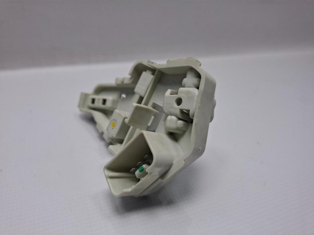 Soclu stop de pe haion stanga VOLKSWAGEN PASSAT CC 357 2008 - 2012 2.0 TSI CCZB 3C8945257A