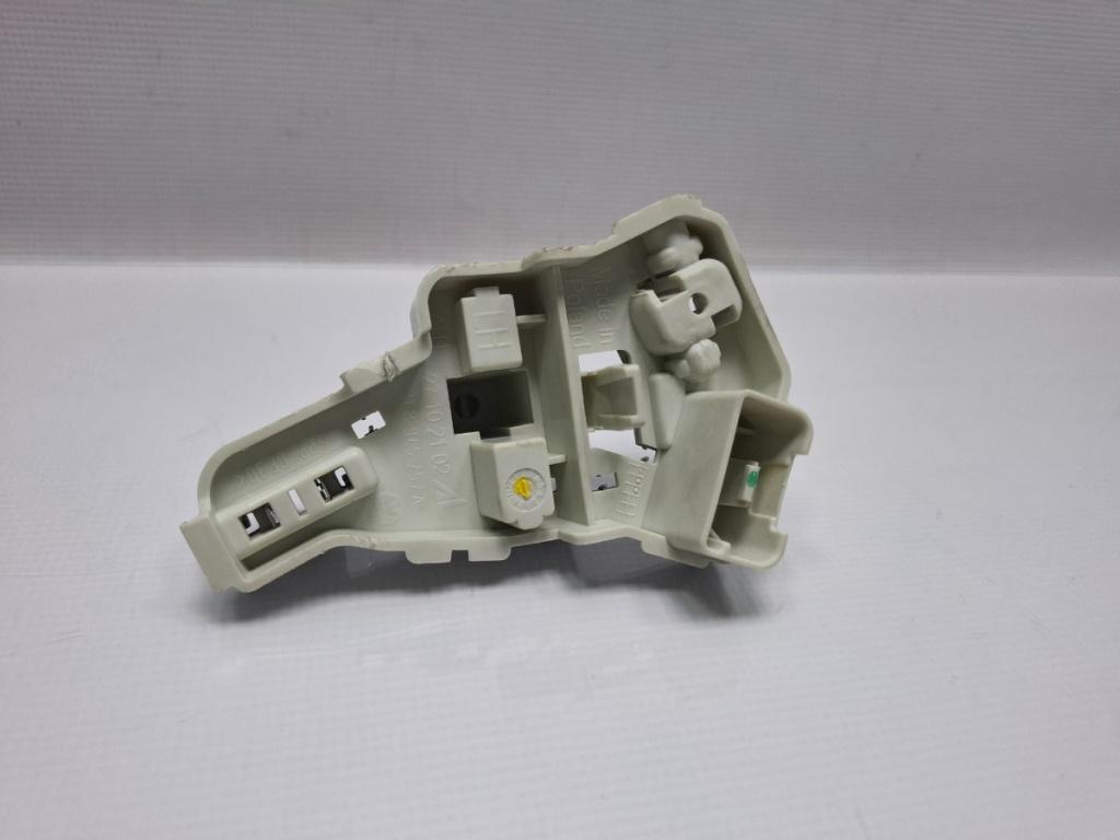 Soclu stop de pe haion stanga VOLKSWAGEN PASSAT CC 357 2008 - 2012 2.0 TSI CCZB 3C8945257A
