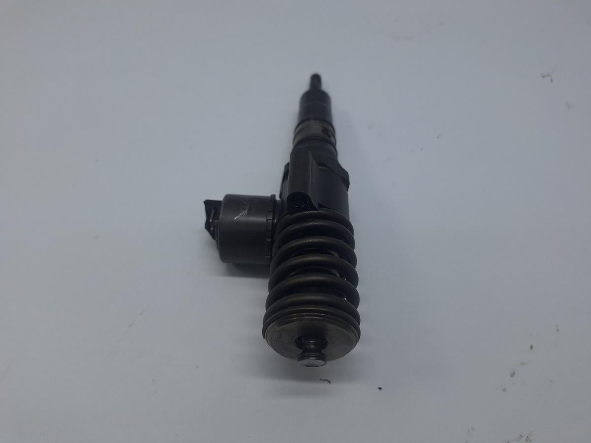 Injector SKODA OCTAVIA 1Z3 2004 - 2013 2.0 TDI 16V BKD, CFHC, CLCB VAG 0414720404 03G130073G