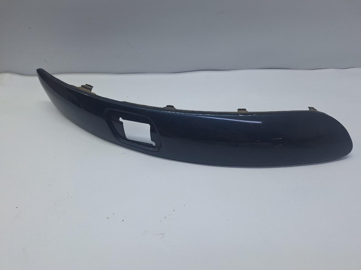 Ornamente margine aripa dreapta VOLKSWAGEN GOLF PLUS 5M1, 521 2004 - 2013 2.0 TDI BMM 5M0807718H