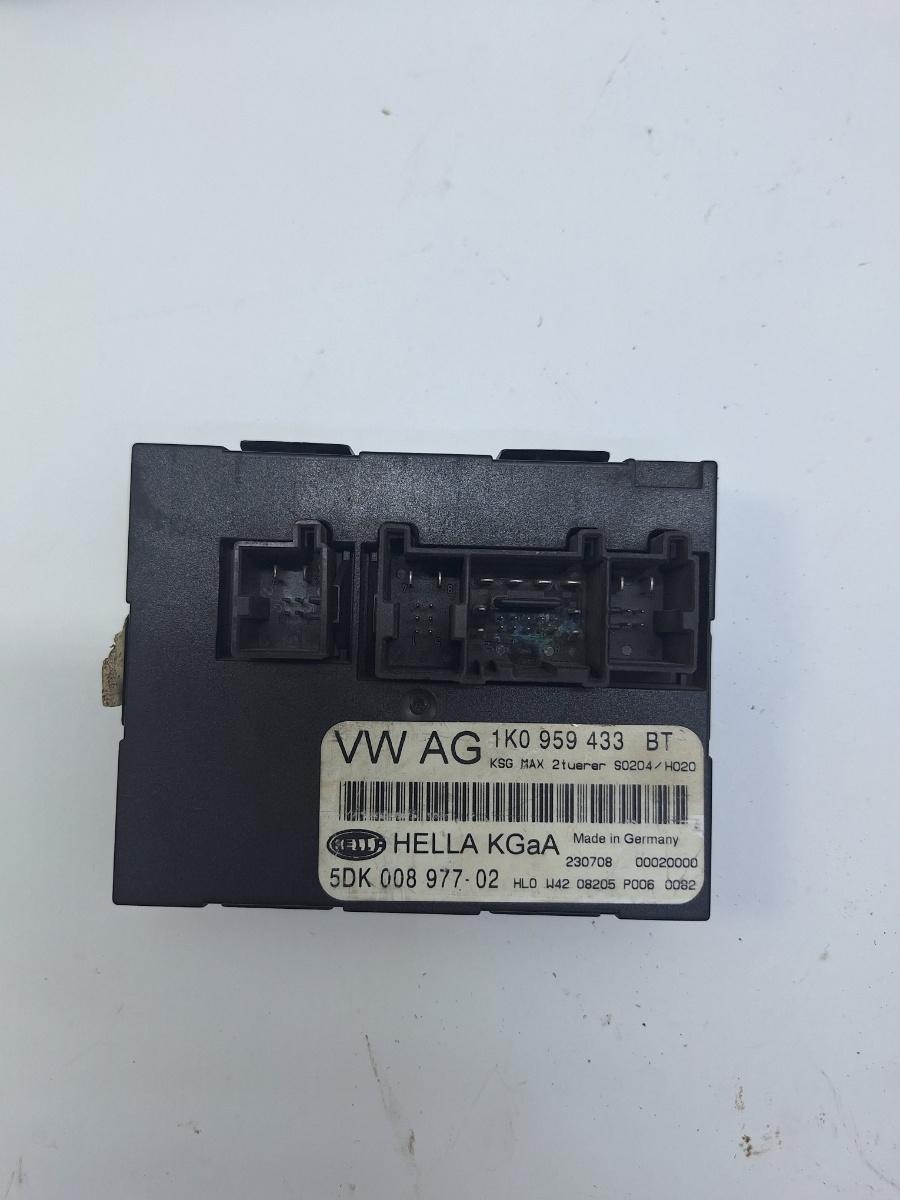 Modul de confort SKODA OCTAVIA 1Z3 2004 - 2013 1.9 TDI BJB, BKC, BLS, BXE HELLA 5DK008977-02 1K0959433BT