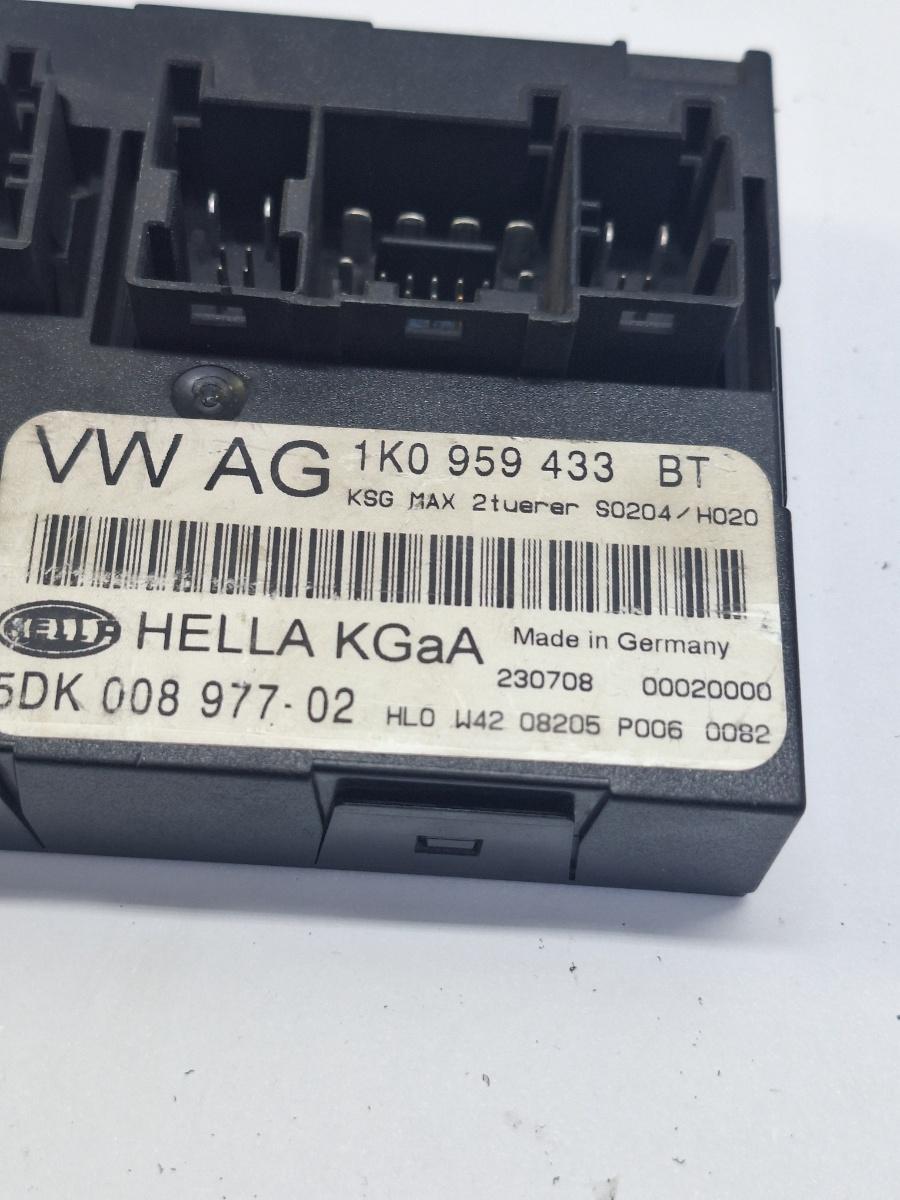 Modul de confort SKODA OCTAVIA 1Z3 2004 - 2013 1.9 TDI BJB, BKC, BLS, BXE HELLA 5DK008977-02 1K0959433BT