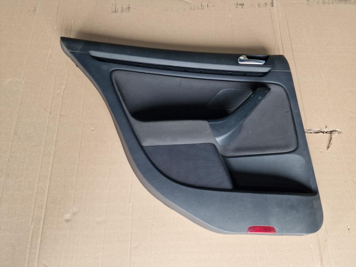 Tapiterie panou portiera stanga spate VOLKSWAGEN GOLF VAN VI Variant AJ5 2009 - 2014 1.6 TDi BlueMotion CAYC 1K9867211AJ