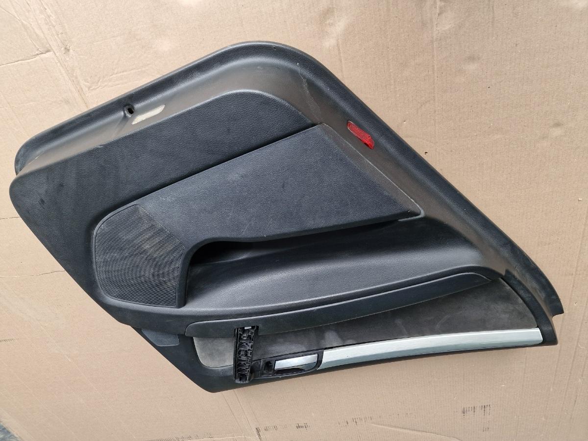 Tapiterie panou portiera stanga spate AUDI Q7 4LB 2006 - 2016 3.0 TDI quattro BUG 4L0863981