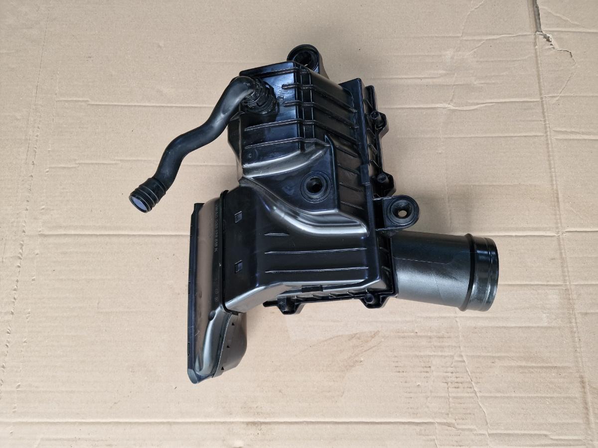 Carcasa filtru de aer SKODA KAMIQ [ 2018 -> ] 1.5 TSI ACT EVO DPCA 5Q0129607AQ