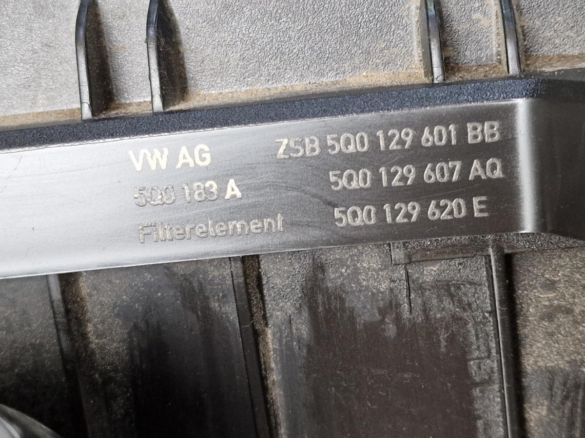 Carcasa filtru de aer SKODA KAMIQ [ 2018 -> ] 1.5 TSI ACT EVO DPCA 5Q0129607AQ
