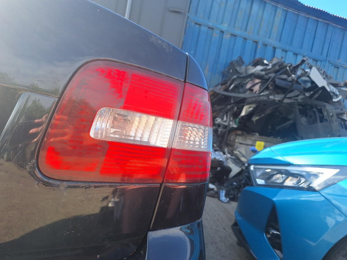 Stop hayon dreapta VOLKSWAGEN POLO 9N_ 2001 - 2012 1.4 16V AUA, BBY, BKY