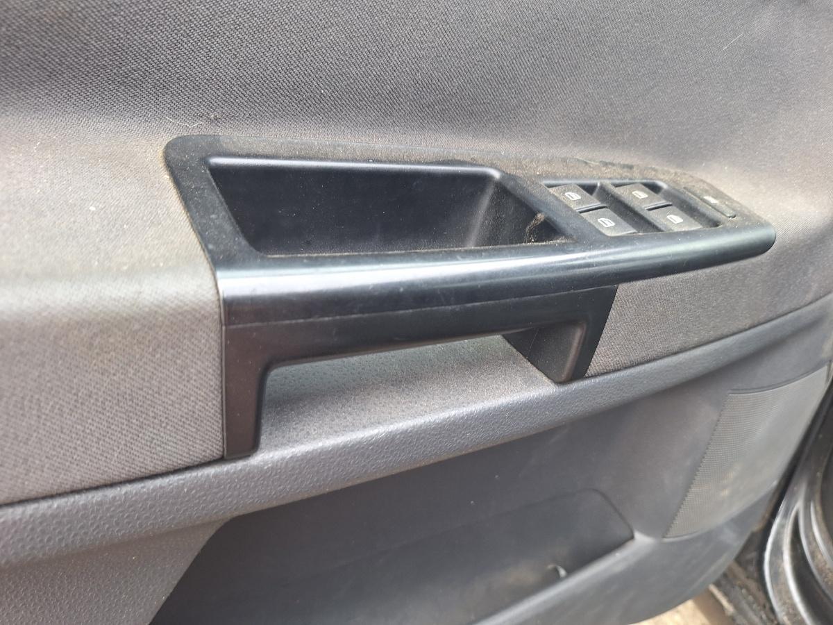 Maner interior portiera stanga fata VOLKSWAGEN POLO 9N_ 2001 - 2012 1.4 16V AUA, BBY, BKY