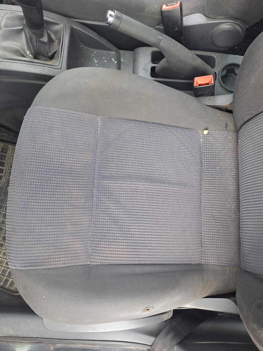 Scaun fata, sofer stanga VOLKSWAGEN POLO 9N_ 2001 - 2012 1.4 16V AUA, BBY, BKY